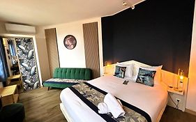 Gabrielle Hotel